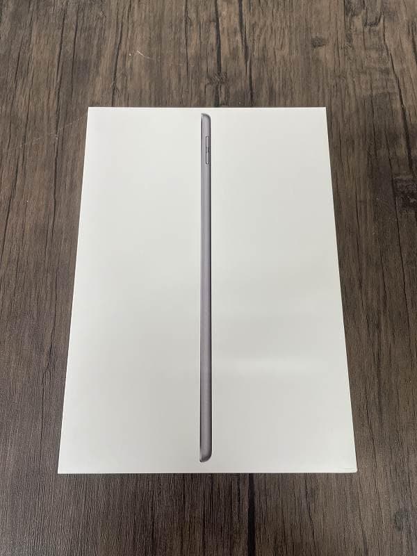 ⑨【美品】iPad Apple 第9世代　Wi-Fiモデル　64GB