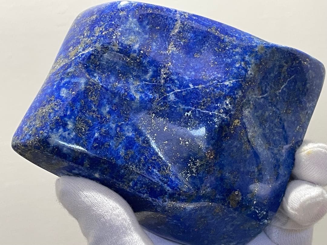 ラピスラズリ　原石　鮮やかな青とパイライトのコントラスト綺麗