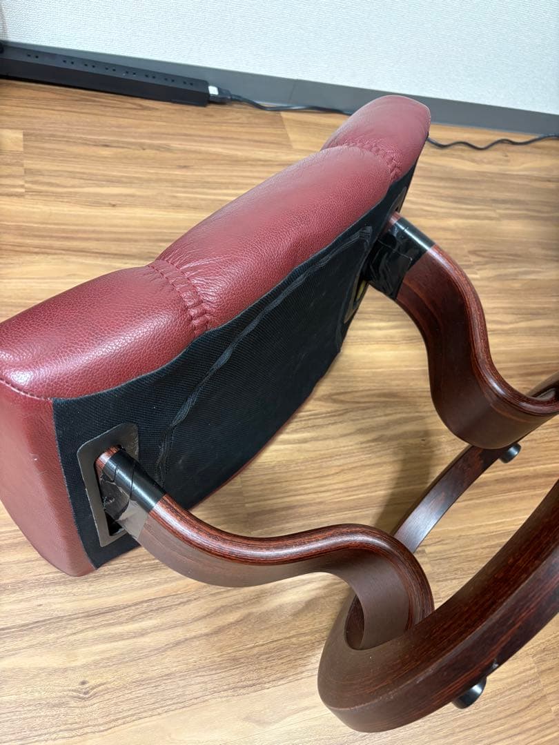 【廃盤PCテーブル＋スイングテーブル付】ストレスレス Consul M 赤レザー