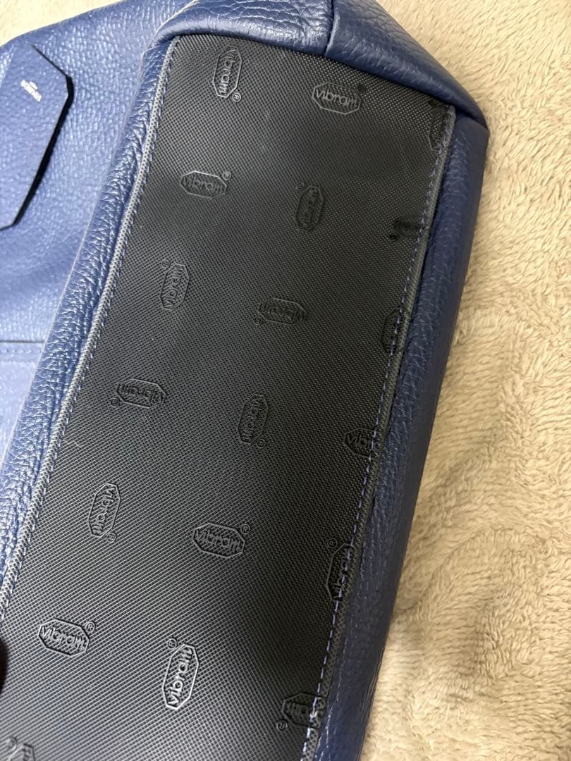 元値40700円未使用級✨️HMAEN アエナフルレザーバッグ 牛革　ロビン S