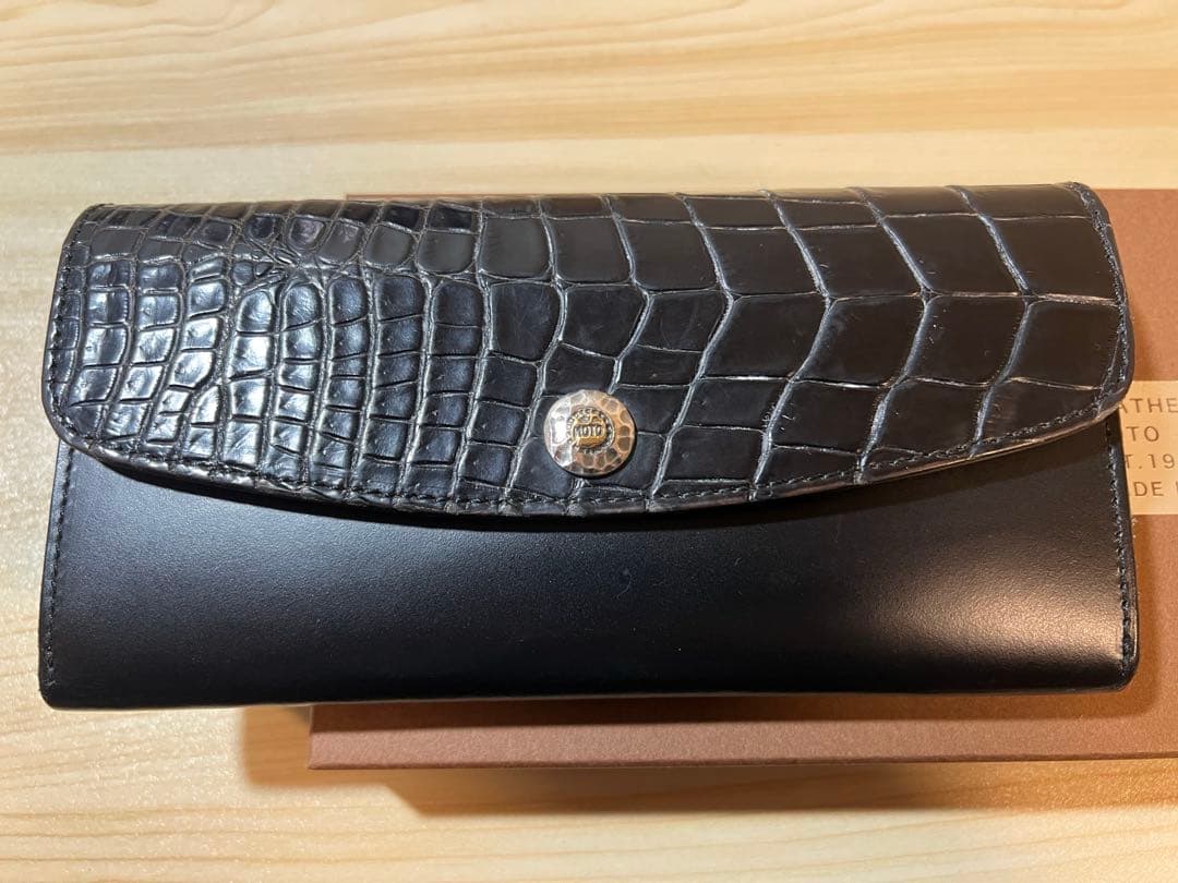MOTO クロコ　長財布