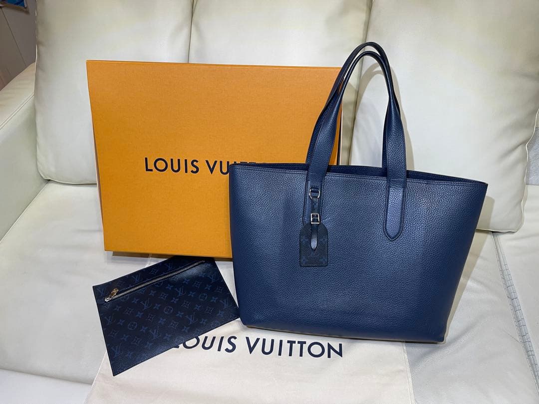 LOUIS VUITTON ルイヴィトン カバ・ヴォワヤージュ M53240NV