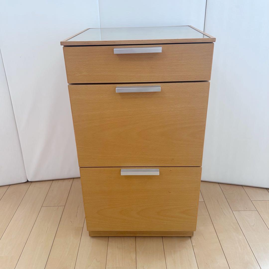 ガラス天板木製キャビネット　3段チェスト　ミッドセンチュリー　モダンサイドボード