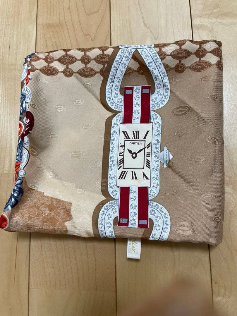 Cartier シルクスカーフ 時計デザイン ベージュ