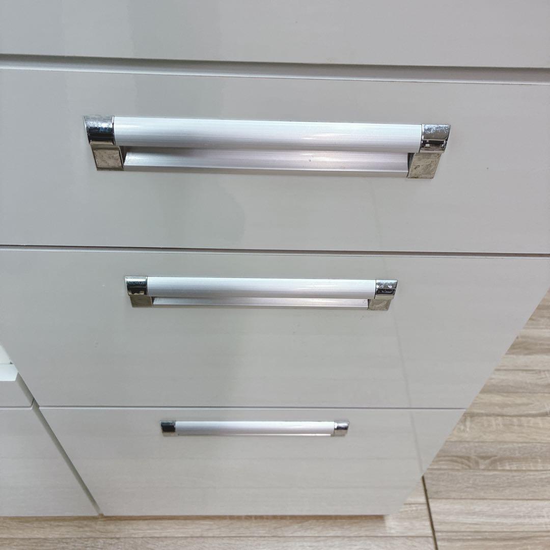 食器棚・キッチンカウンター aico