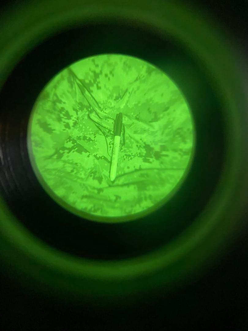 ARMASIGHT SPARK CORE 実物　ナイトビジョン