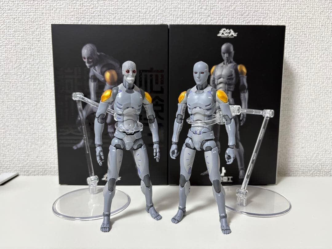 東亜重工 1/12 合成人間 識臣対応試験参型 二体