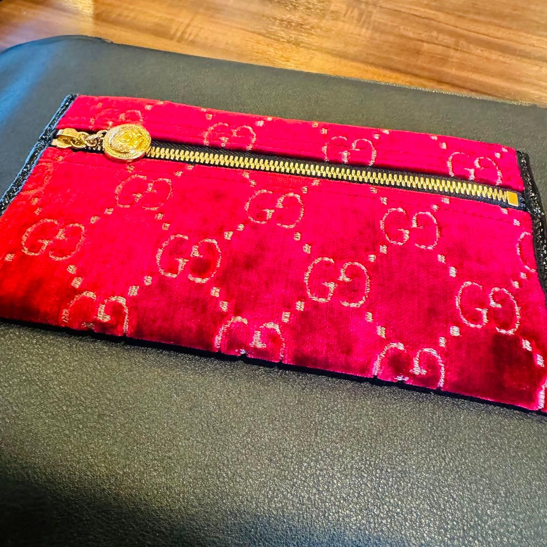 グッチ　チェーン付　ポーチ