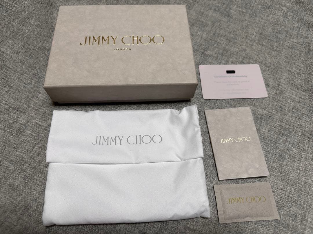 JIMMY CHOO ジミーチュウ　二つ折り財布　スタッズ