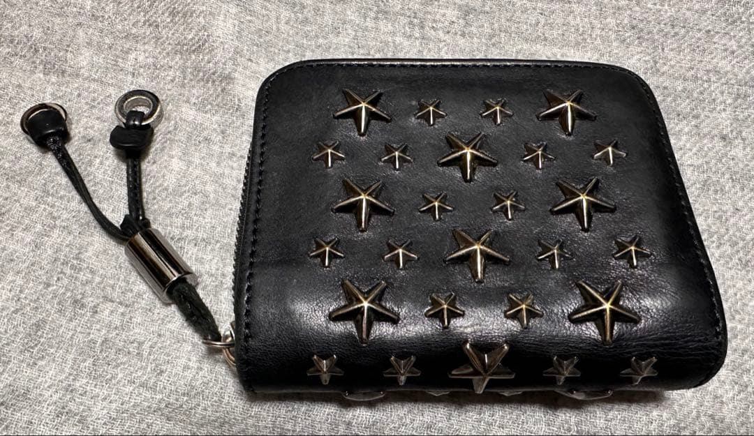 JIMMY CHOO ジミーチュウ　二つ折り財布　スタッズ