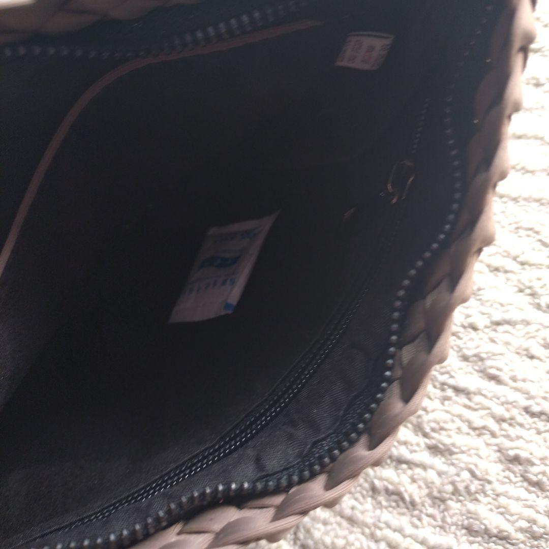 【新品 未使用】ベージュ軽量トートバッグ ポーチ付き セレクトショップで購入