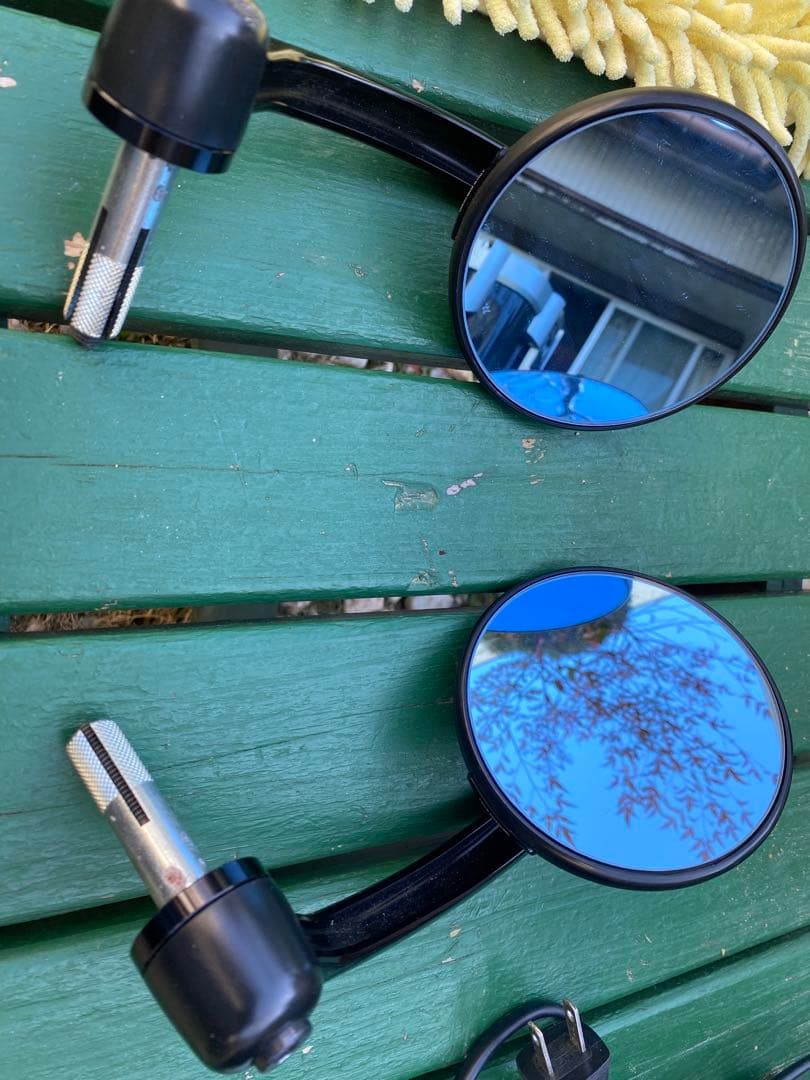 リゾマ　バーエンドミラー中古