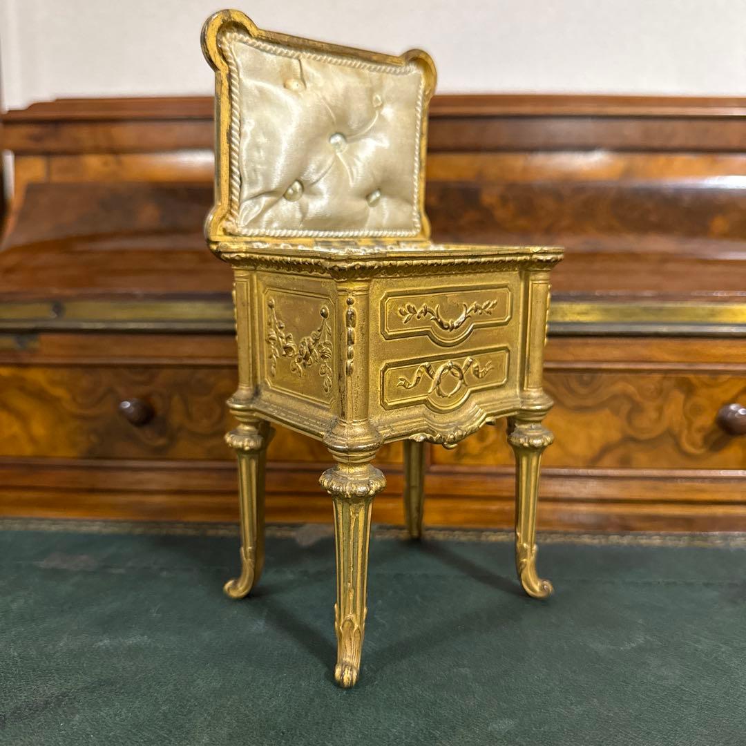 フランスアンティーク、ブロン ズジュエリーボックス、宝石箱 ドレッサー型