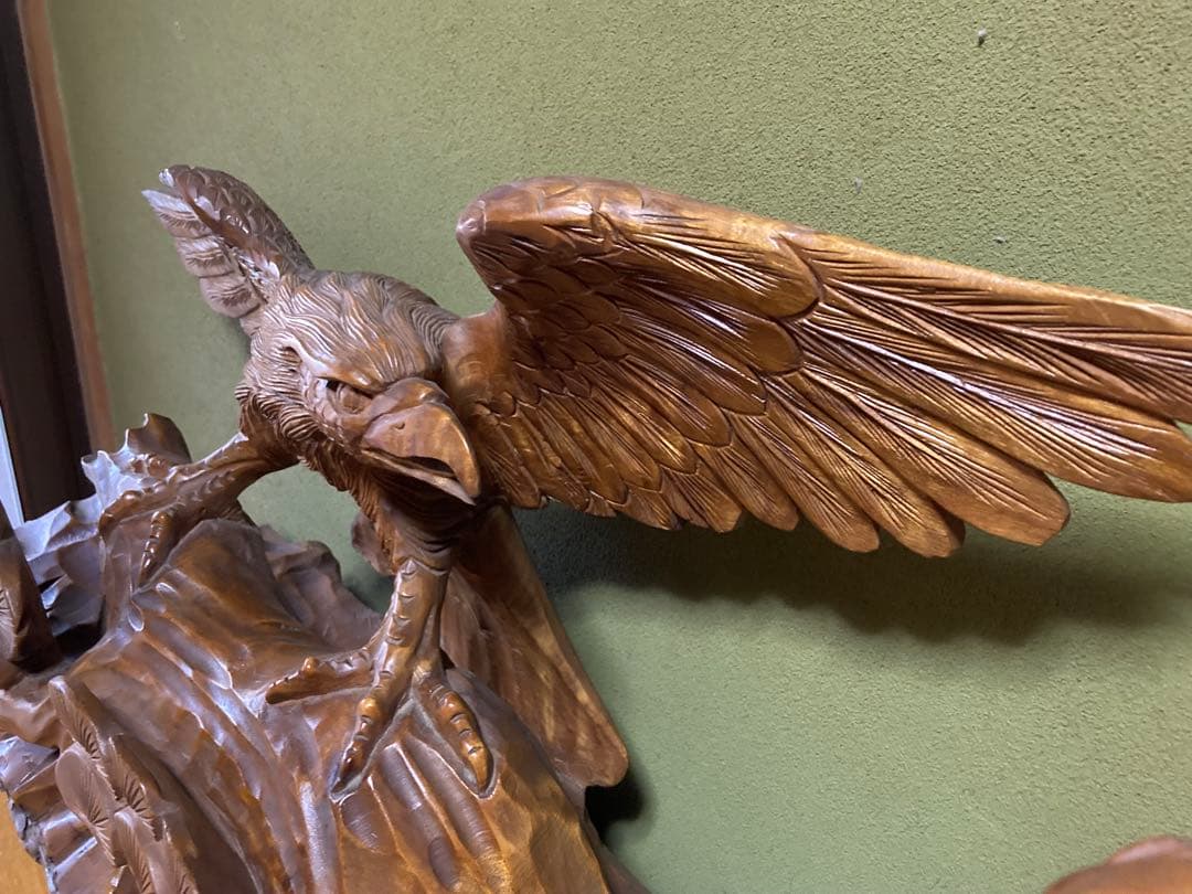 木製彫刻 虎　鷹アンティーク　天然木　置物 縁起物　一枚板