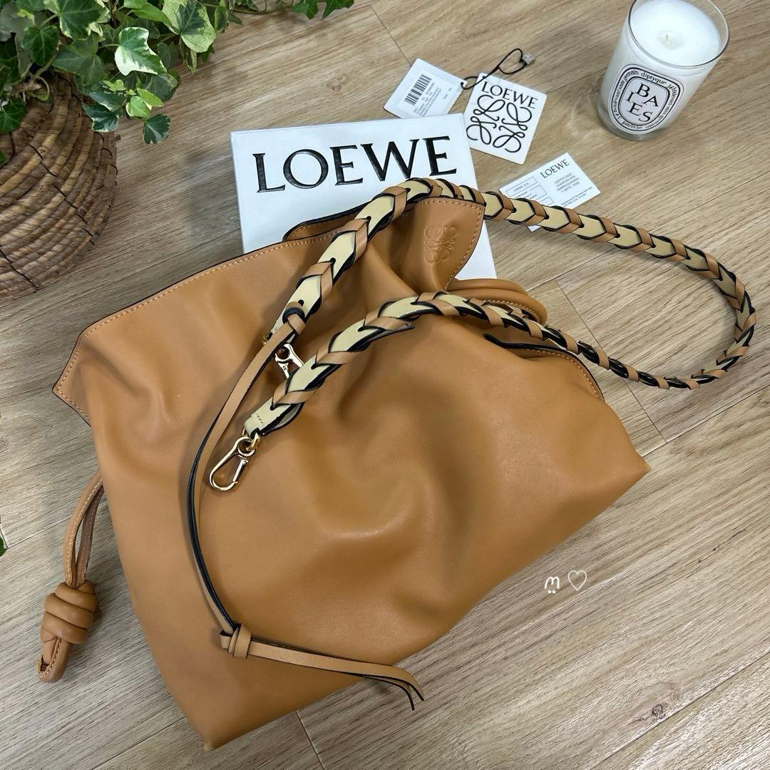 LOEWEロエベ　ブレイデッドショルダーストラップ　レザー編み込み　現行品