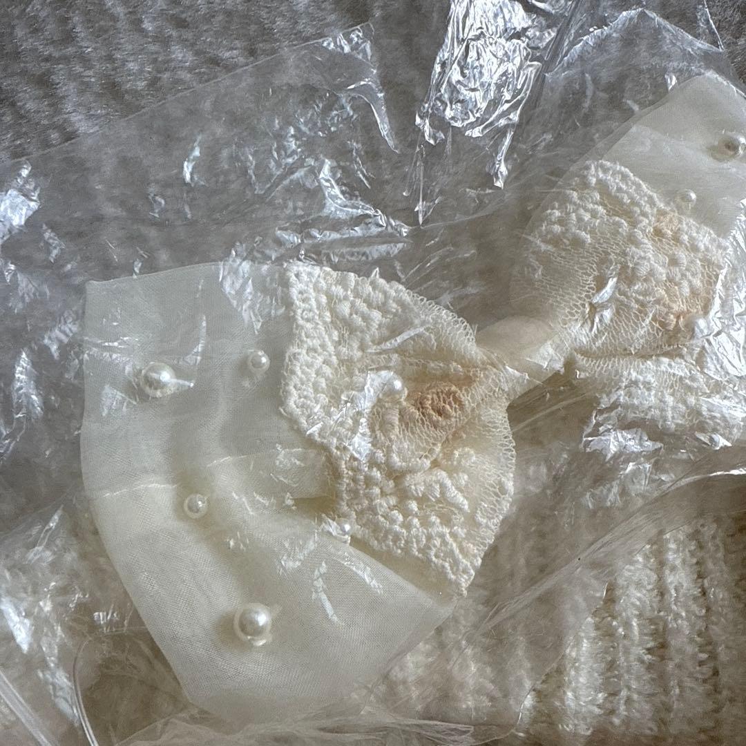 【訳あり特価】リズリサ　オフショルオフホワイト セーターLIZ LISAリボン付