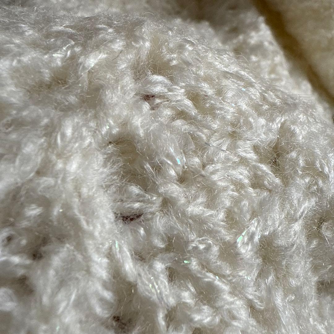 【訳あり特価】リズリサ　オフショルオフホワイト セーターLIZ LISAリボン付