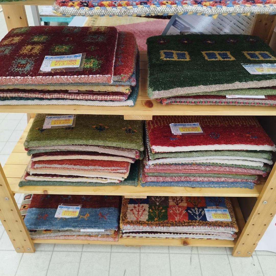 値下げ可能ミニギャベ●40×41㎝●手織●本物●新品未使用 遊牧民が紡ぐギャッベ