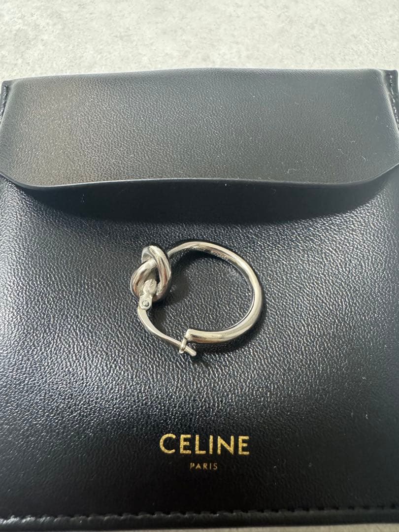 CELINE ノット スモールフープ ピアス