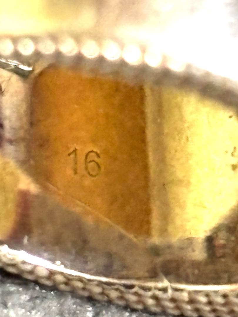 GUCCI ダブルGロゴ リング 専用ボックス付き