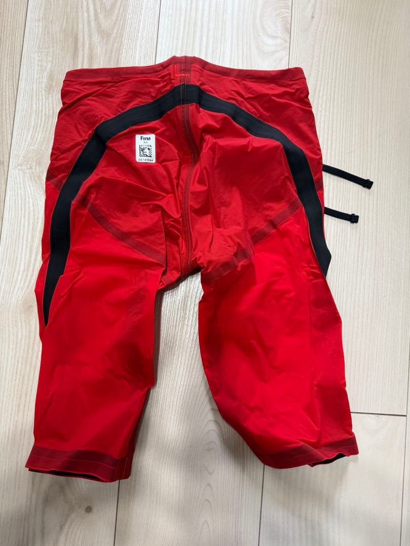 【限定値下げ中】arena アルティメット アクアフォース MF Mサイズ