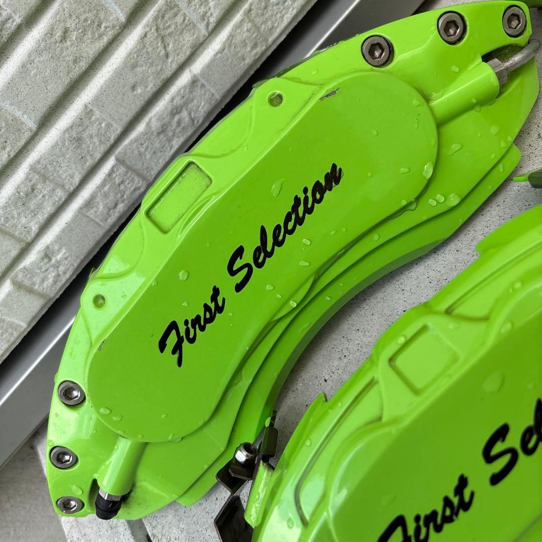 30アルファード　キャリパーカバー