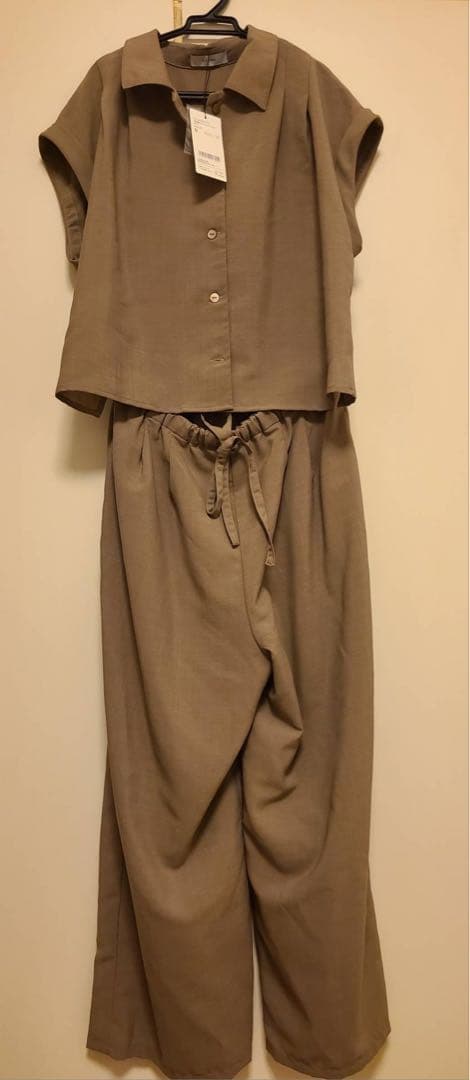 Cohina【吸水速乾】セミドッキングオールインワン-short グレージュ