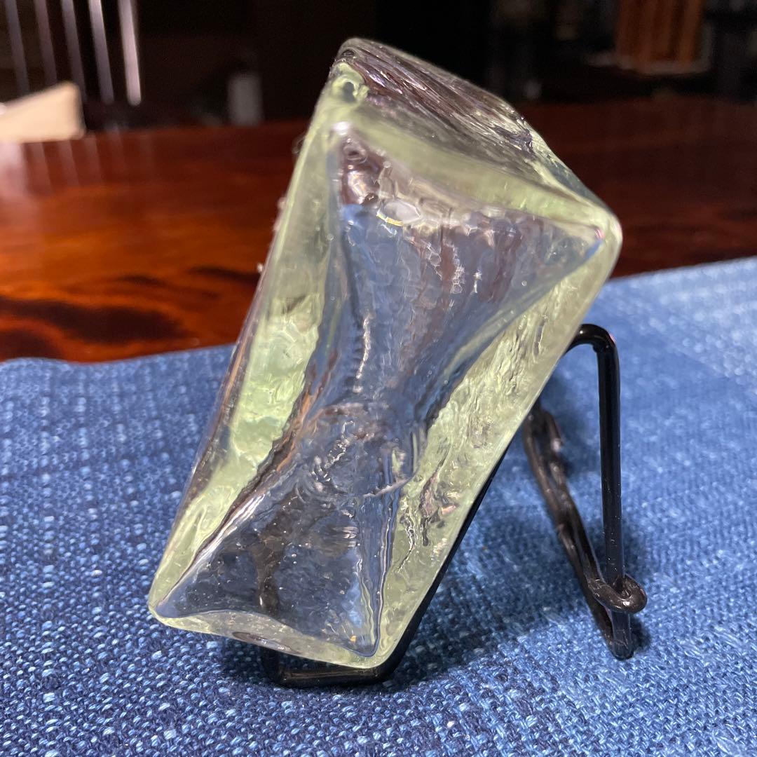 倉敷手吹カットガラス 四角形ボトル ボール型キャップ