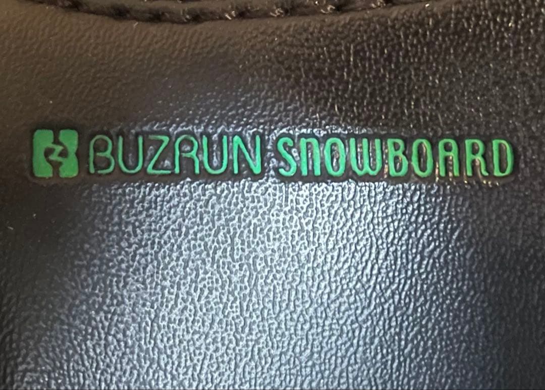 ★美品★BUZRUN スノーボードBOAブーツ ブラック/グリーン　26cm