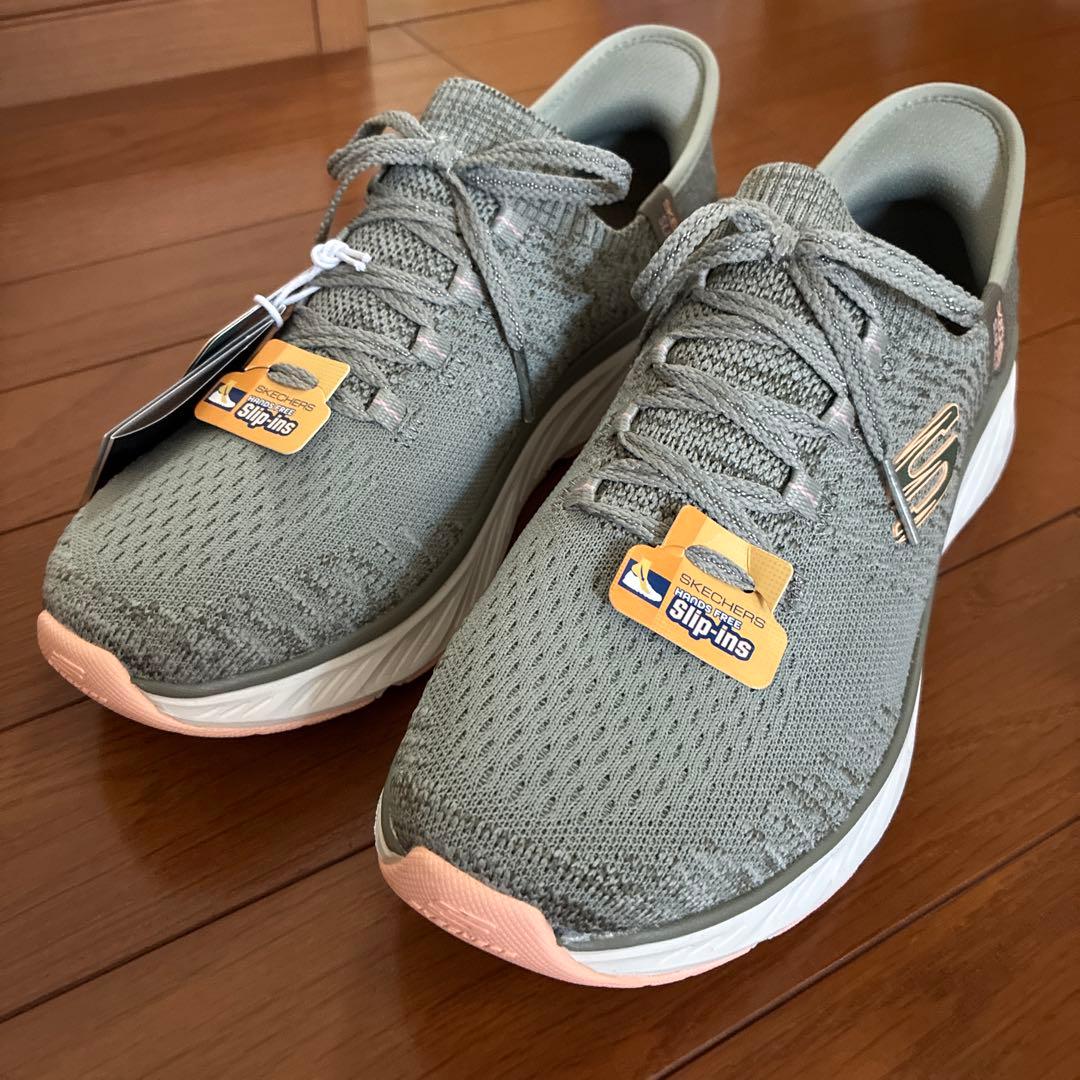 スケッチャーズ／スリップインズ24.5cf