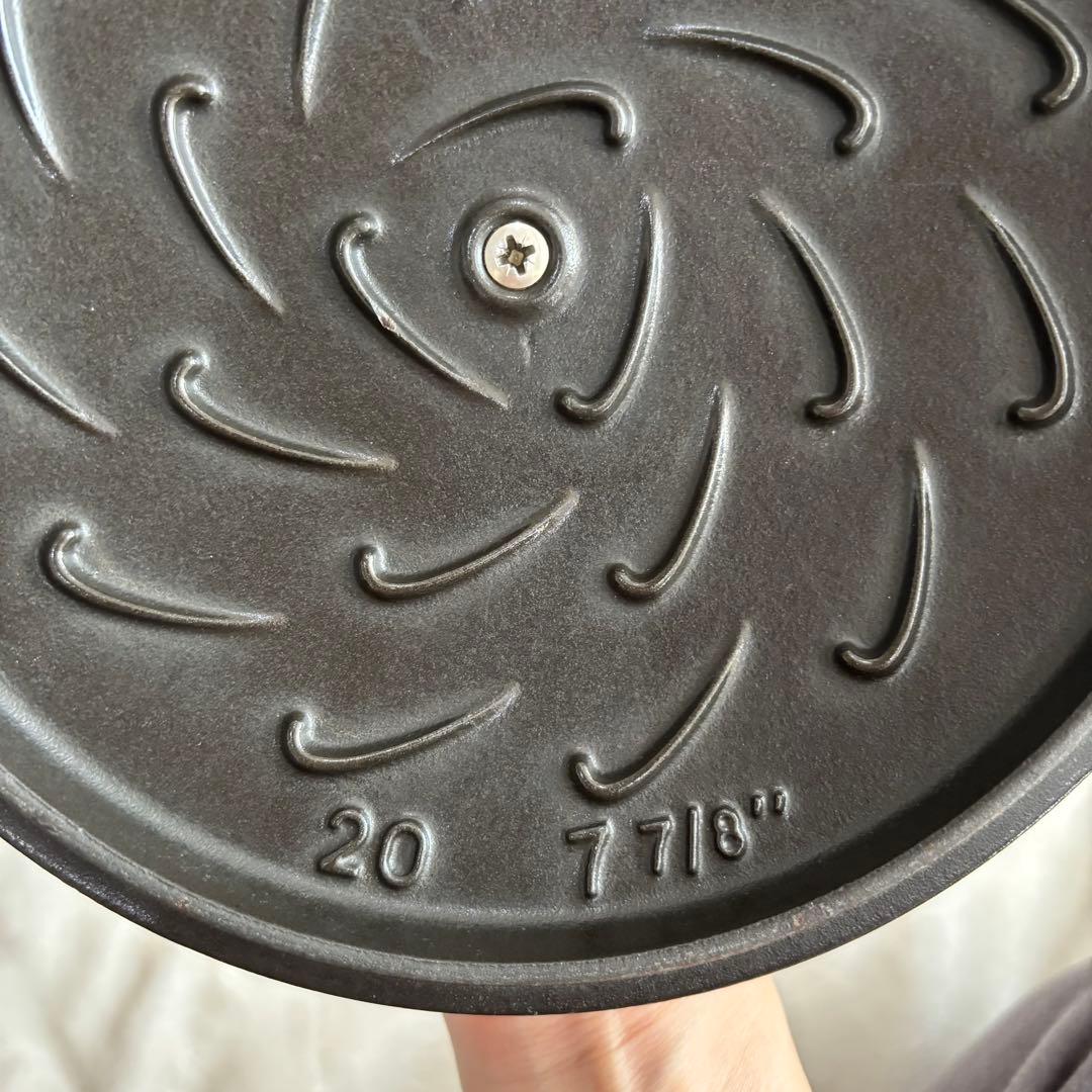 ミナペルホネン STAUB フォレストココット ラウンド 鍋