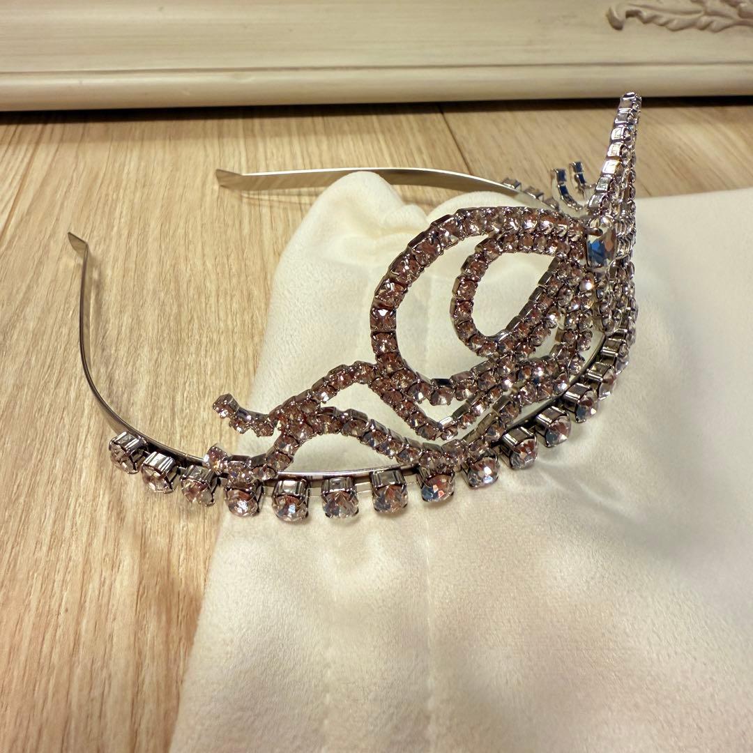 BLUMARINE 張元英ラインストーンクラウン正規品