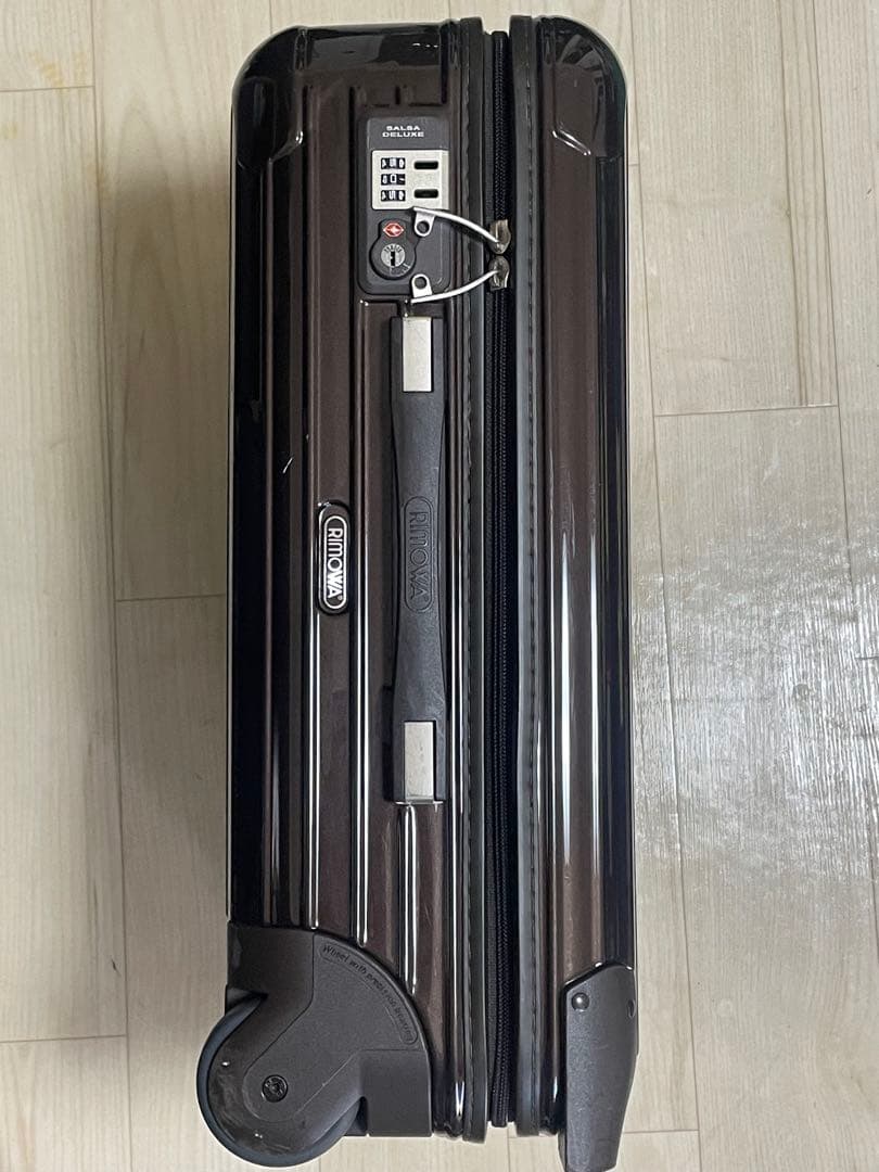 RIMOWA サルサdeluxe 33L 機内持ち込み