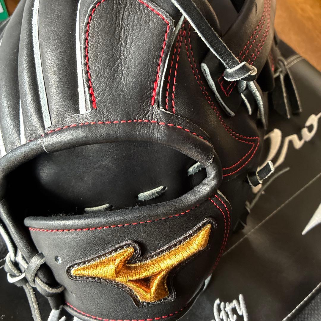 ミズノプロCRAFTED EDITION 内野TM型　硬式グローブ