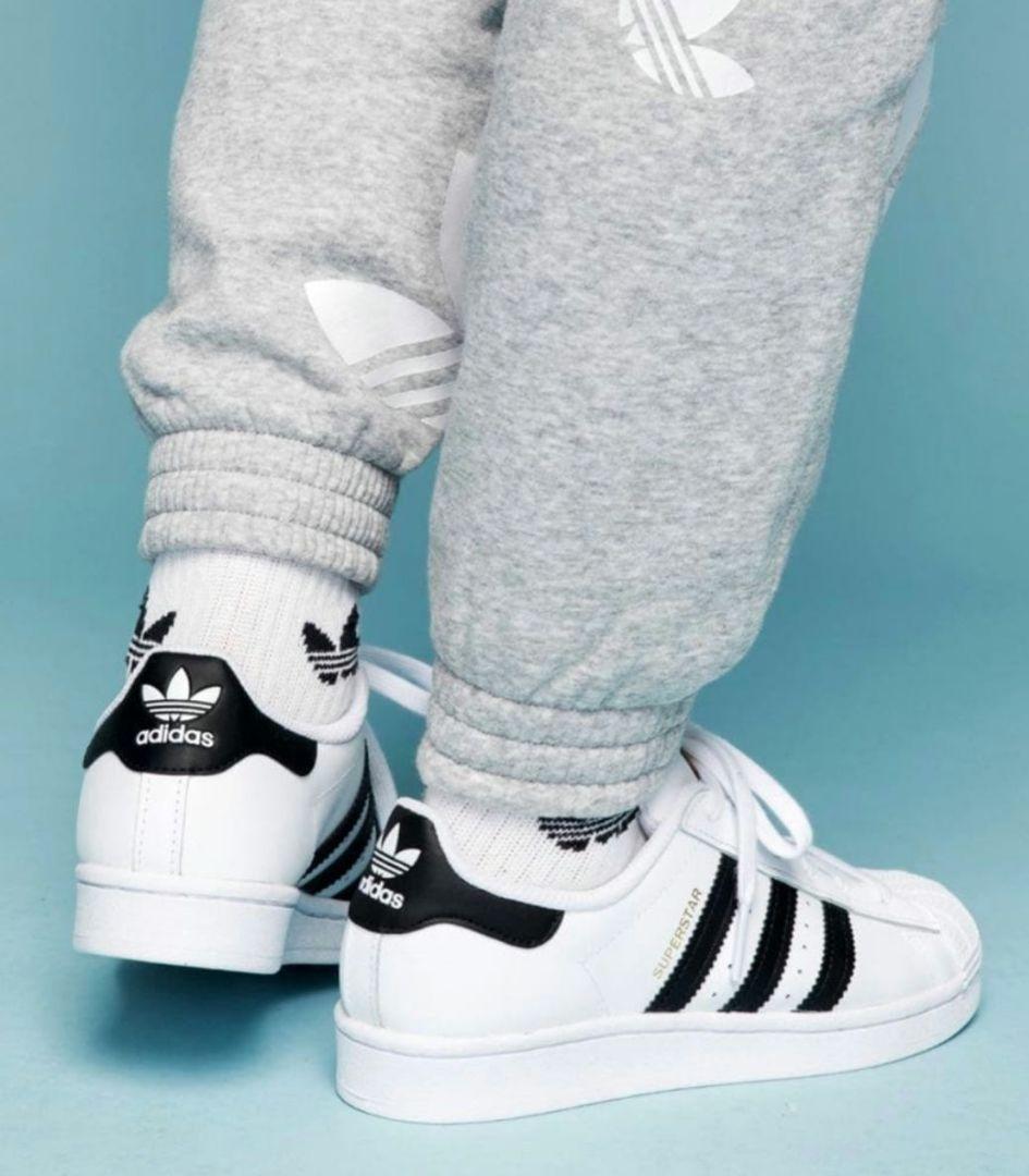 もっちぃ～！新品スーパースター金ベロ ホワイト×ブラック 28cm