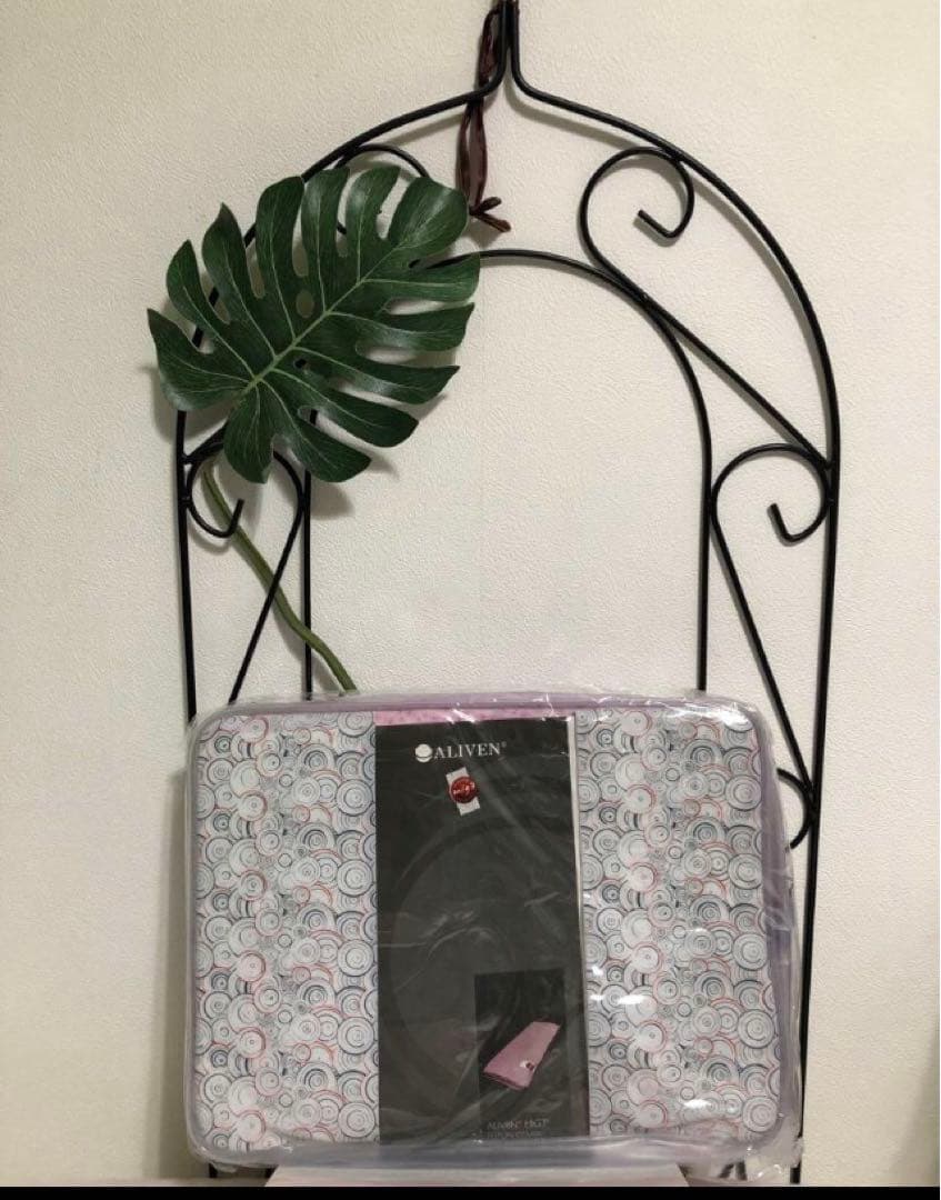 invel 掛けカバー 新品 インヴェル　ローズ　アライヴン