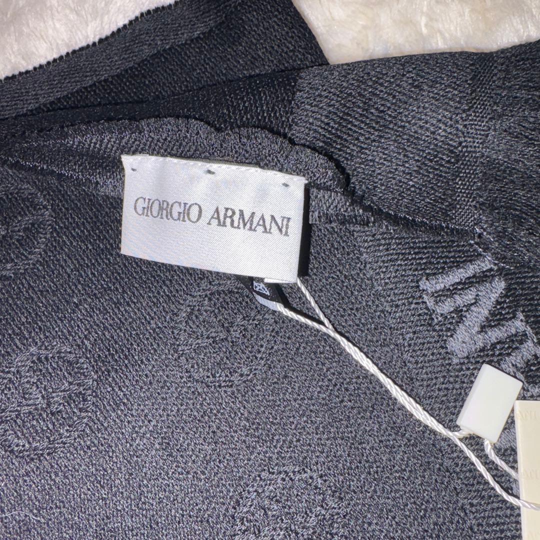 新品❣️Giorgio Armani ブラック マフラー