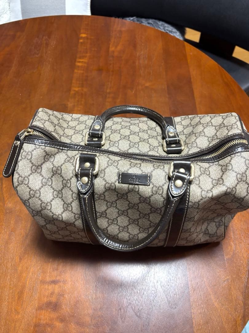 Gucci GGパターン ボストンバッグ 中型