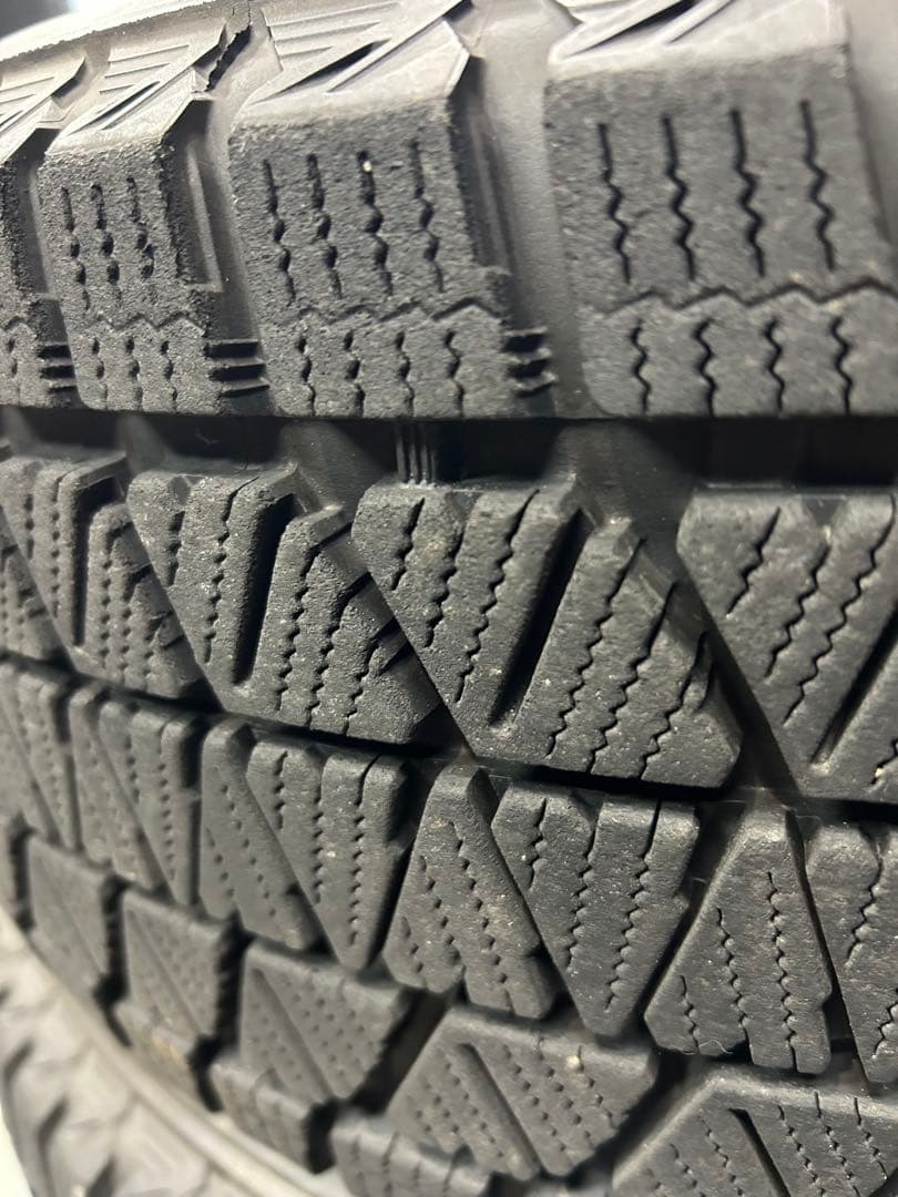 ピ*ト様 BRIDGESTONE BLIZZAK DM-V3 235/65R18