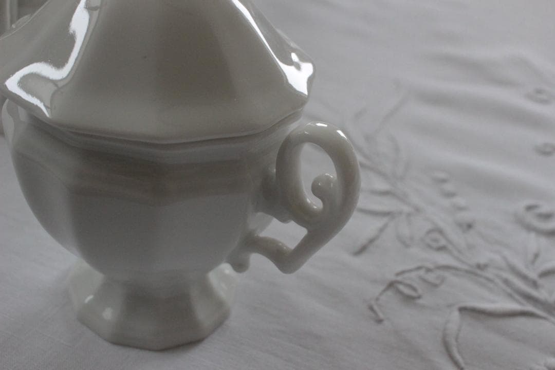 お花のクリームポット【ポ・ア・クレム】ポーセレン白磁器 /フランスアンティーク