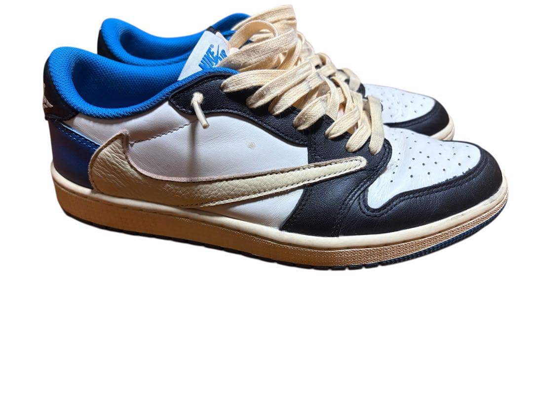 ジョーダン1レトロローOGSP フラグメントx トラヴィススコット