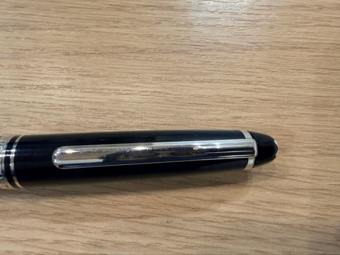 モンブラン マイスターシュテュック ボールペン 黒×シルバー 正規品