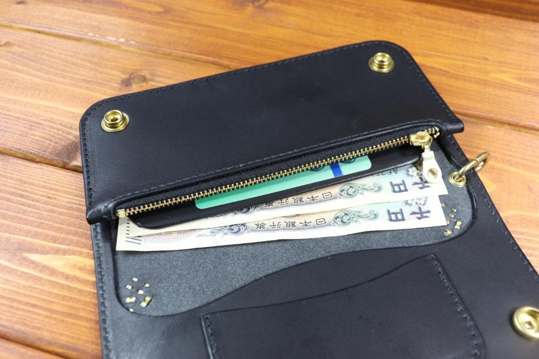 ☆フラワー　スタッズロングウォレット　☆