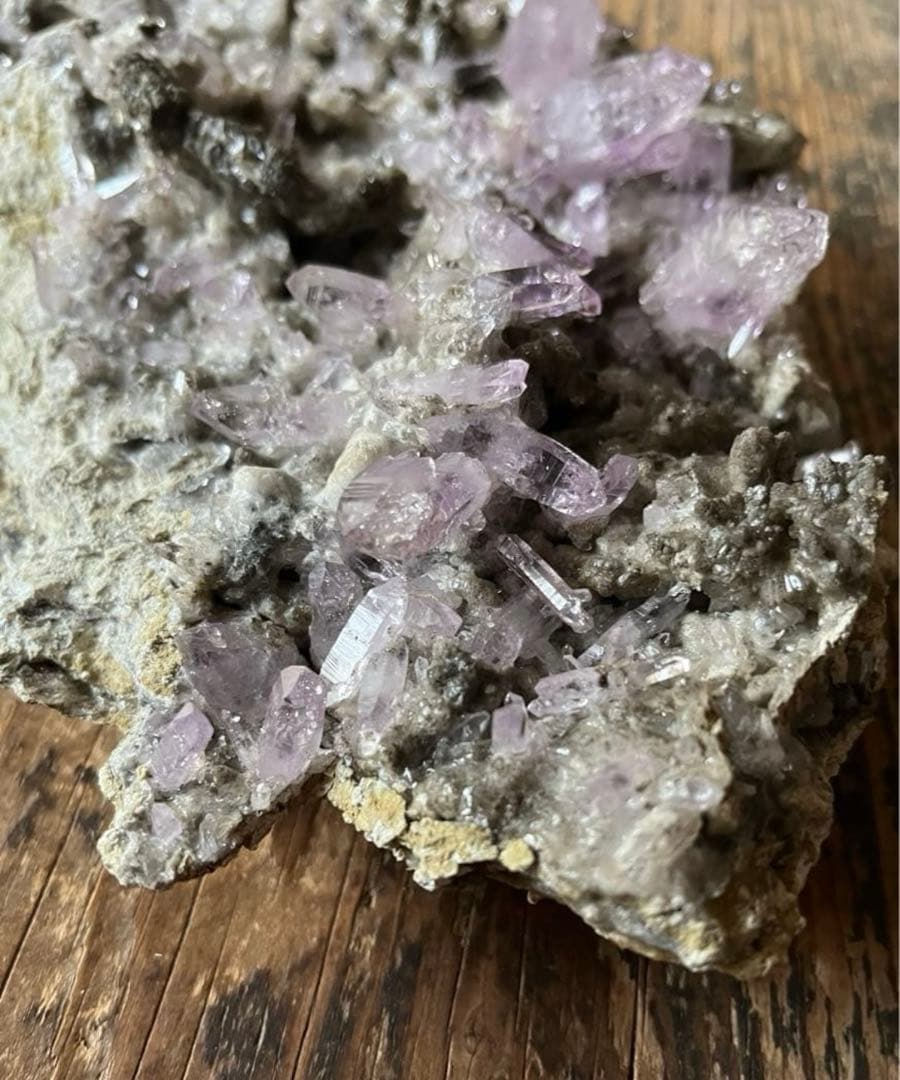 ＊8日まで＊ メキシコ ベラクルス州産 ベラクルスアメジスト 母岩付き原石