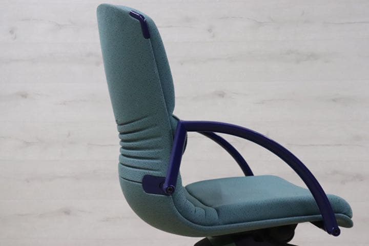 GMDKS293I○ giroflex / ジロフレックス 44 キャスターチェ