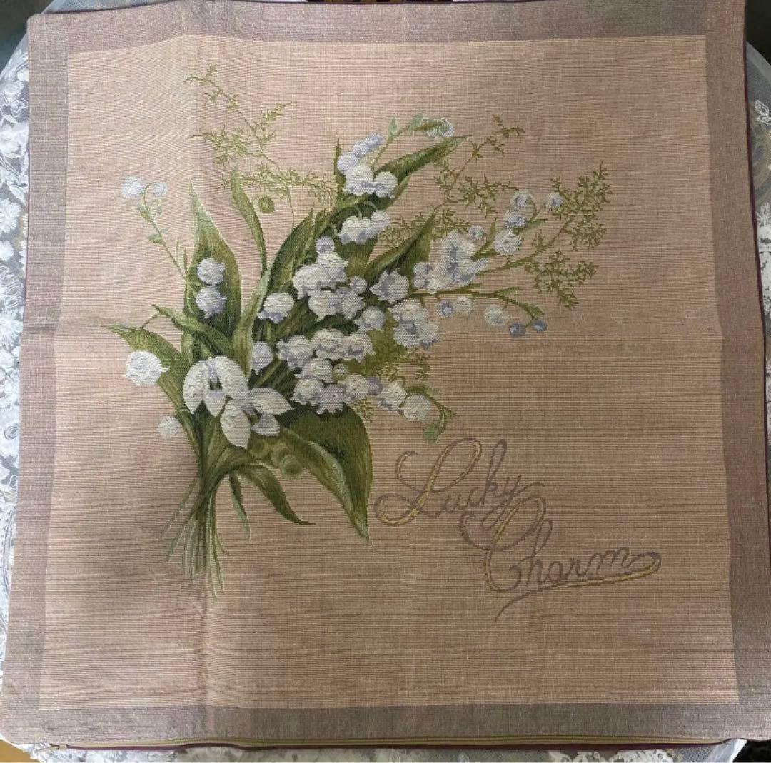 ミュゲ　スズラン　すずらん　アン ジャルダン クッション　　ローラアシュレイ