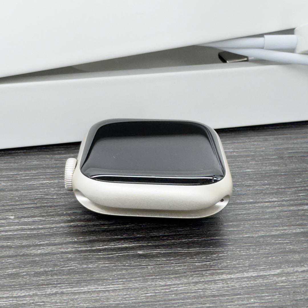 2637 Apple Watch シリーズ7 スターライト　アルミニウム　41㎜