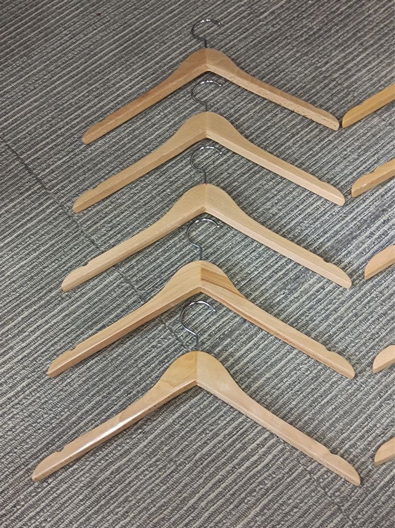 八5929【美品】Levis リーバイス 木製ハンガー10本セット