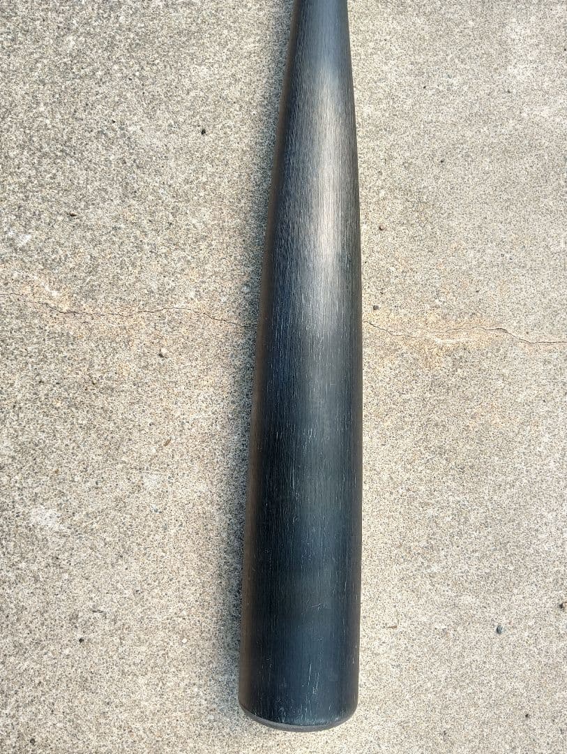 ★ルイスビルスラッガー　中学硬式バット