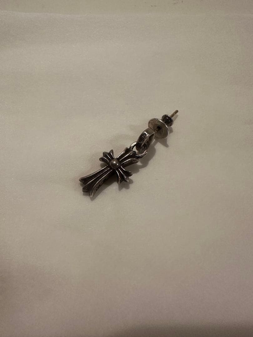 Chrome Hearts Cross Baby Fat Charm ピアス